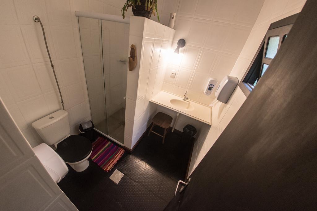 פלוטאס Frida Casa Hostel מראה חיצוני תמונה