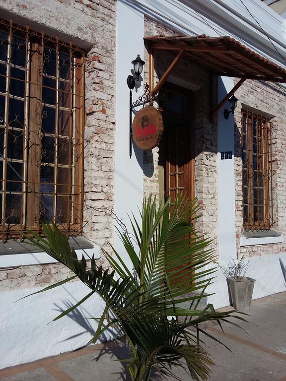 פלוטאס Frida Casa Hostel מראה חיצוני תמונה