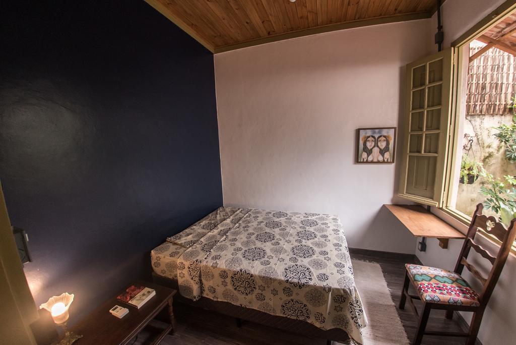 פלוטאס Frida Casa Hostel מראה חיצוני תמונה