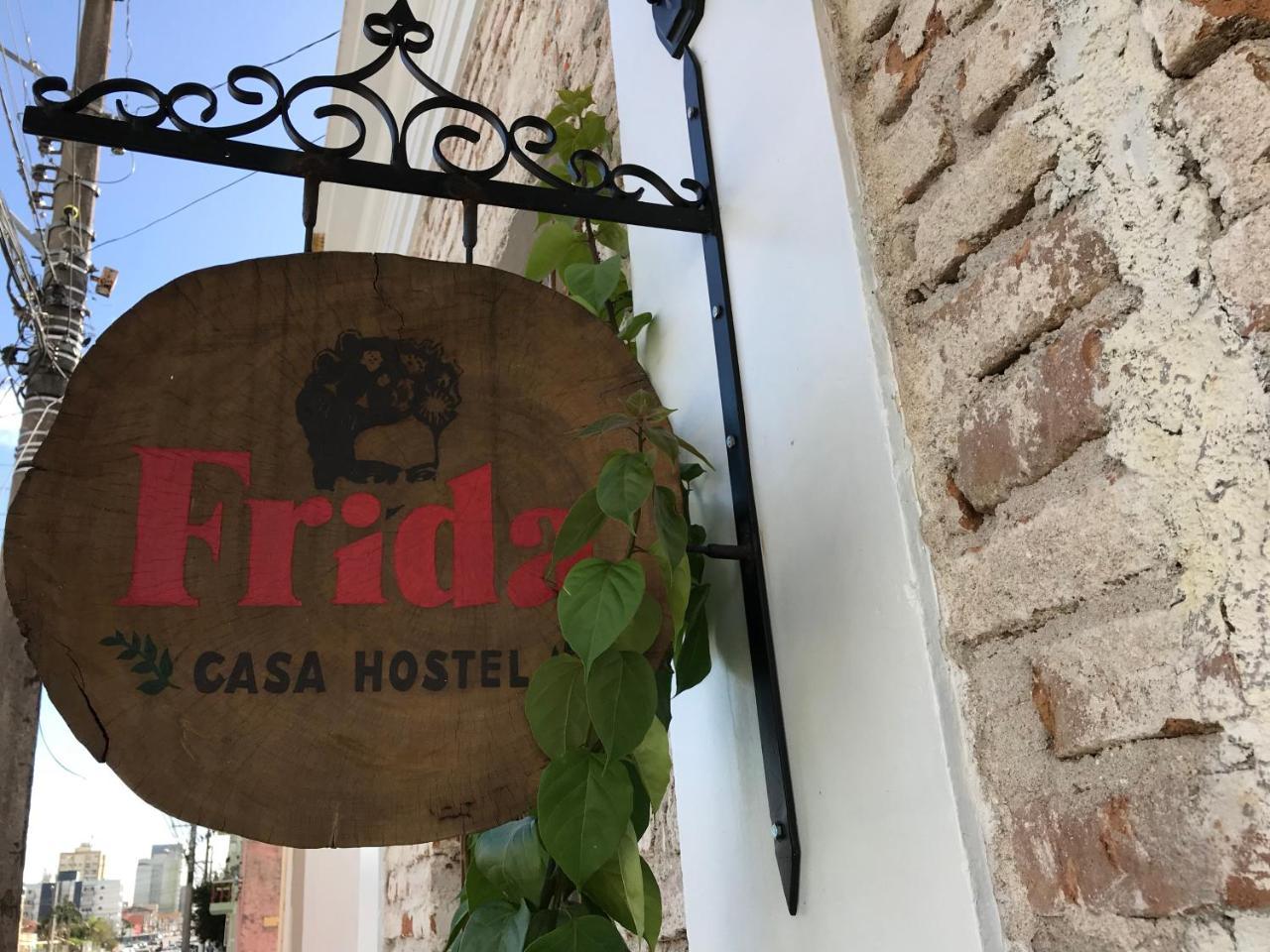 פלוטאס Frida Casa Hostel מראה חיצוני תמונה