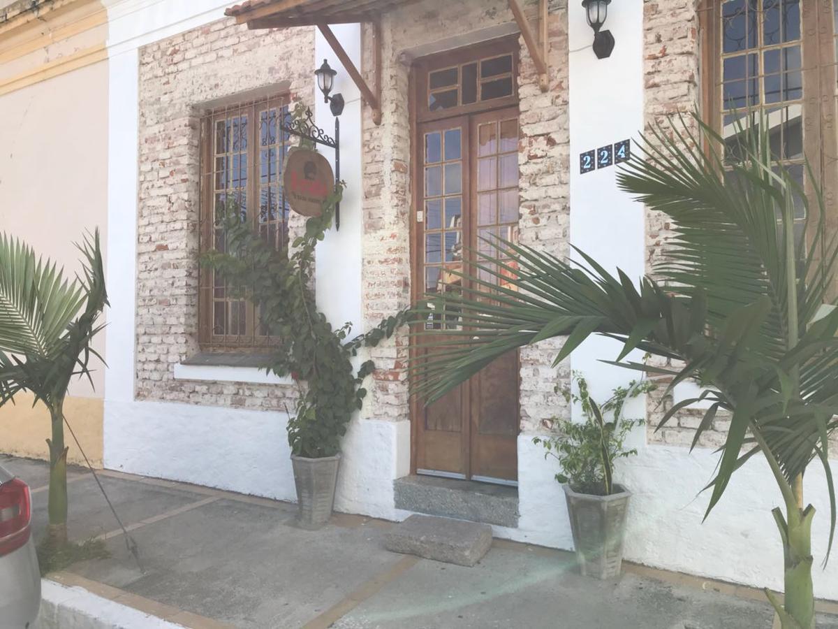 פלוטאס Frida Casa Hostel מראה חיצוני תמונה